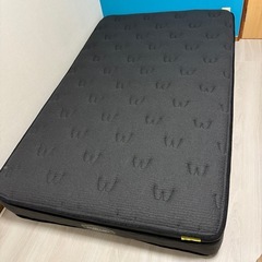 ほぼ未使用品　GOKUMIN MASTER SLEEP セミダブル ブラック　デュアルポケットコイルマットレスの画像