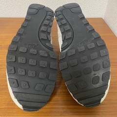 NIKE レディース スニーカー 24.5cm 一度使用の画像