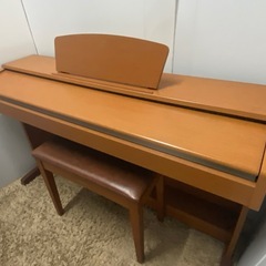 お買い得♪ ヤマハの電子ピアノYDP160の画像