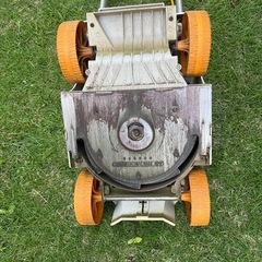 電動芝刈り機RYOBI LMR2300　の画像