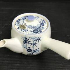 瑞峰作　高級有田焼　茶器揃い　湯呑み/急須　松竹梅　茶器セットの画像