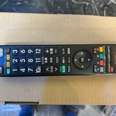 【未使用品】32インチ液晶テレビの画像