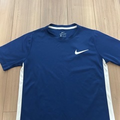 [決まりました] 　NIKE キッズシャツ　Ｌの画像