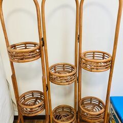 ★取りに来てくれる方限定★ ラタン製プランタースタンドの画像