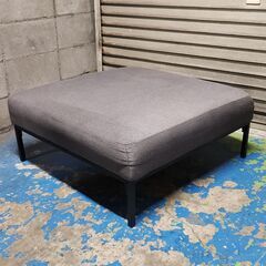 オットマン 約80cmｘ80cm 座高32cm グレー ブラック ソファ 25I 北TO1の画像