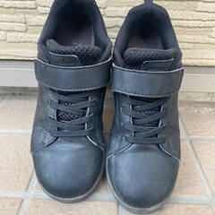 21.5cm 瞬足 黒 スニーカーの画像