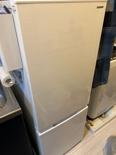 シャープ　冷蔵庫　179L 2021年製