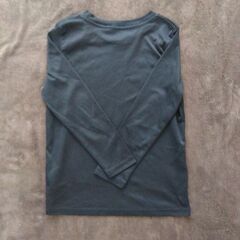 ★無料　長袖　Tシャツ　130★の画像