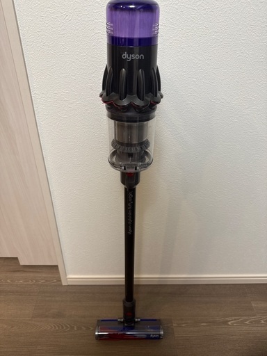 Dyson ダイソン 掃除機（山崎実業　架台付き）