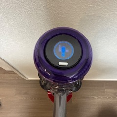 Dyson ダイソン 掃除機（山崎実業　架台付き）の画像