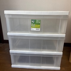 メタルラック、収納ケース、コーナー棚の画像