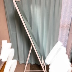 全身鏡の画像
