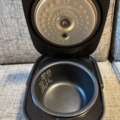 炊飯器の画像