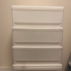 収納　衣装ケース4つセットの画像