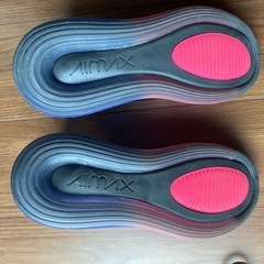 ナイキ720AIR MAXの画像