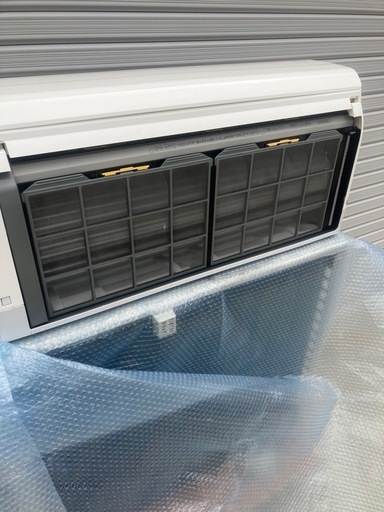 【18年製】11~17畳 日立 エアコン 4kw 白くまくん RAS-JT40H2E6(W) 単相200V(0321CH)7AY-23