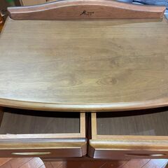 【引越一掃】ガラス付木製キャビネット（引出し2つ、棚2段付）の画像