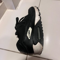 Nike Air Max ブラックスニーカーの画像