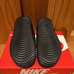 新品　未使用　キッズ　NIKE サンダルの画像