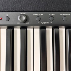 KORG B2-BK ブラック 電子ピアノ 本体、ペダル、譜面立て、アダプター付の画像