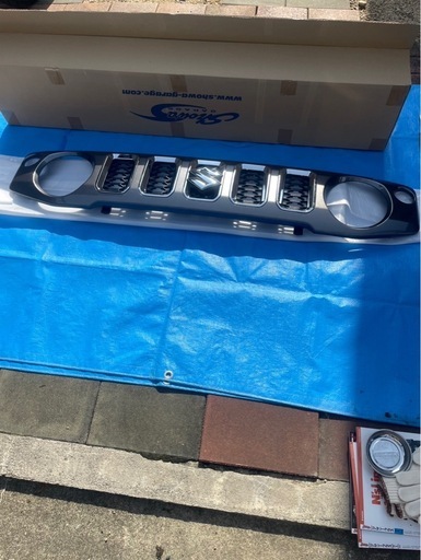 ジムニー ノマド 純正フロントグリル