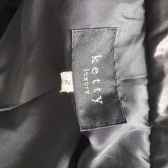 Ketty luxuryのダウンジャケットの画像