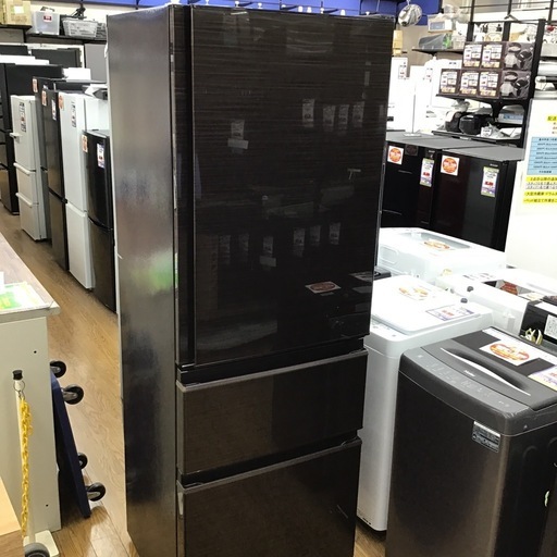 #J-7【ご来店頂ける方限定】MITUBISHIの3ドア冷凍冷蔵庫です