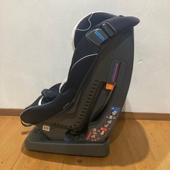 ベルト固定式チャイルドシートの画像