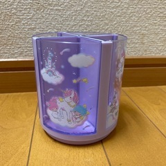 サンリオ回転式ペン立ての画像