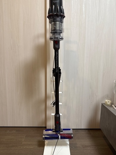 Dyson ダイソン 掃除機（山崎実業　架台付き）