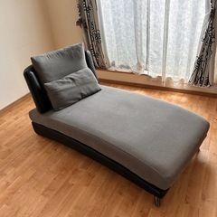 ソファーの画像