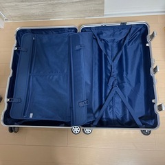 【0円‼️】旅行用キャリーバッグ(大)の画像