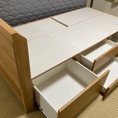 キャビネットベッド＆マットレスの画像