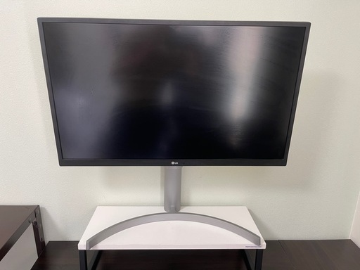 LG 27UR550-W 4K モニター(27インチ)2022年