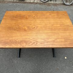 【リサイクルショップどりーむ天保山店】No.4211 折りたたみテーブル 天板木目調の画像