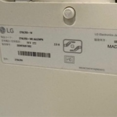 LG 27UR550-W 4K モニター(27インチ)2022年
の画像