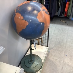 【取りに来られる方限定】　ミリタリーグローブ　地球儀　アンティークの画像