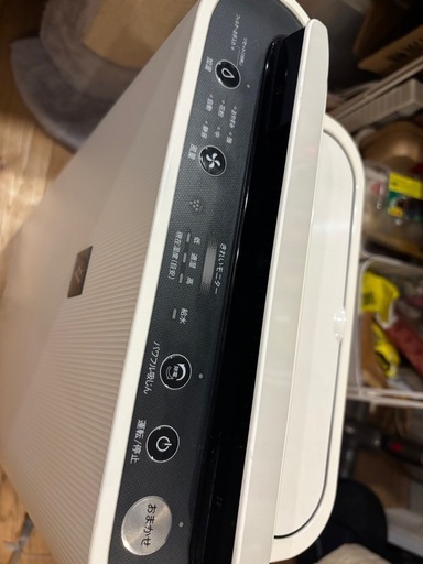 美品　2022年製 Sharp 空気清浄機　KC-J50