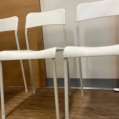 使い方色々、ダイニングチェア3つセットの画像