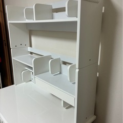子ども用学習机の画像