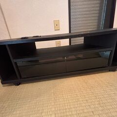 テレビ台の画像