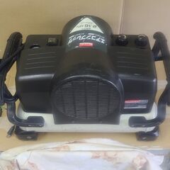　A　マキタ　常圧コンプレッサー　AC2211　　　4.2の画像
