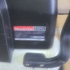 　A　マキタ　常圧コンプレッサー　AC2211　　　4.2の画像