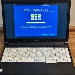富士通　ノートパソコンの画像