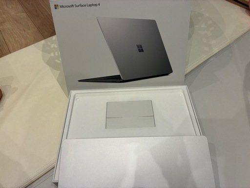 ノートパソコン surface Laptop4