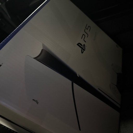 PS5 ディスク読み込み有　全くの新品です