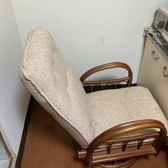 回転リクライニング1人用ソファの画像