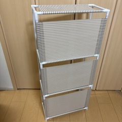 パイプワゴンラックの画像
