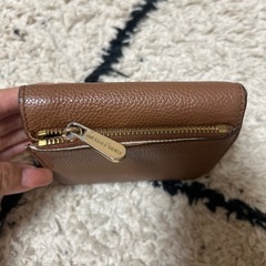 MICHAELKORSミニ財布(ブラウン)の画像