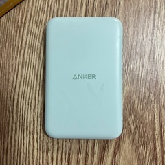 ANKER モバイルバッテリー(グリーン)の画像